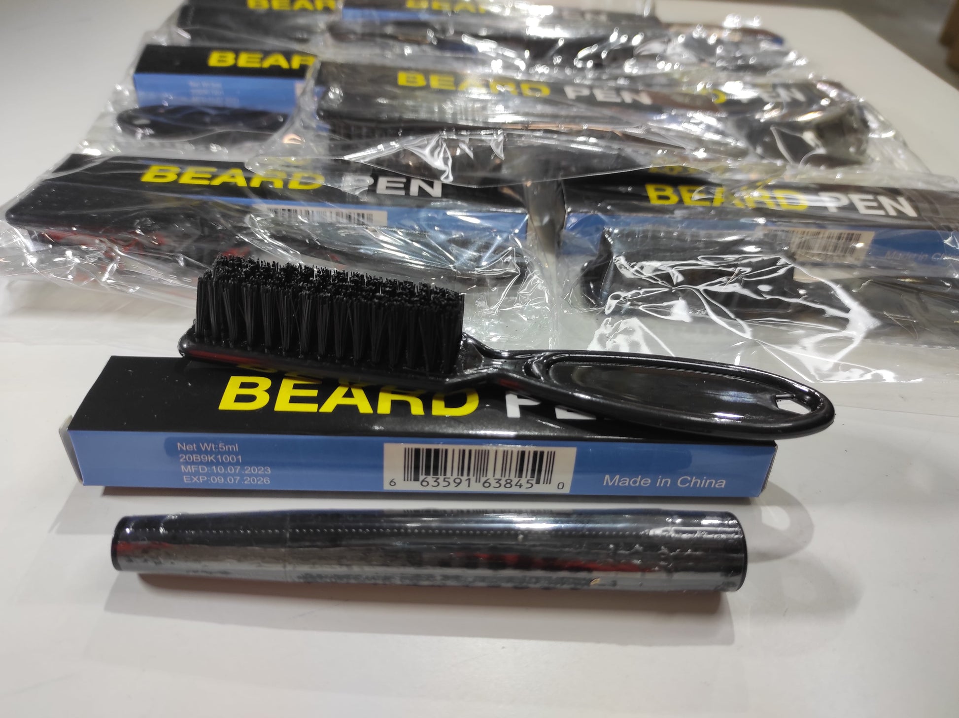 Lápiz corrector de cejas / barba - additional image 15